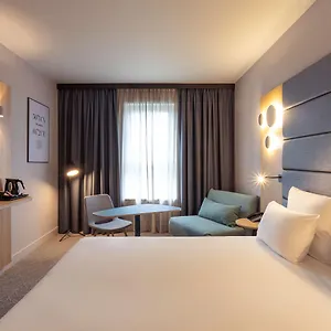 4* فندق نوفوتيل بروكسل سينتر ميدي