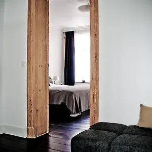 Bed and breakfast House Ninety, Bruselas